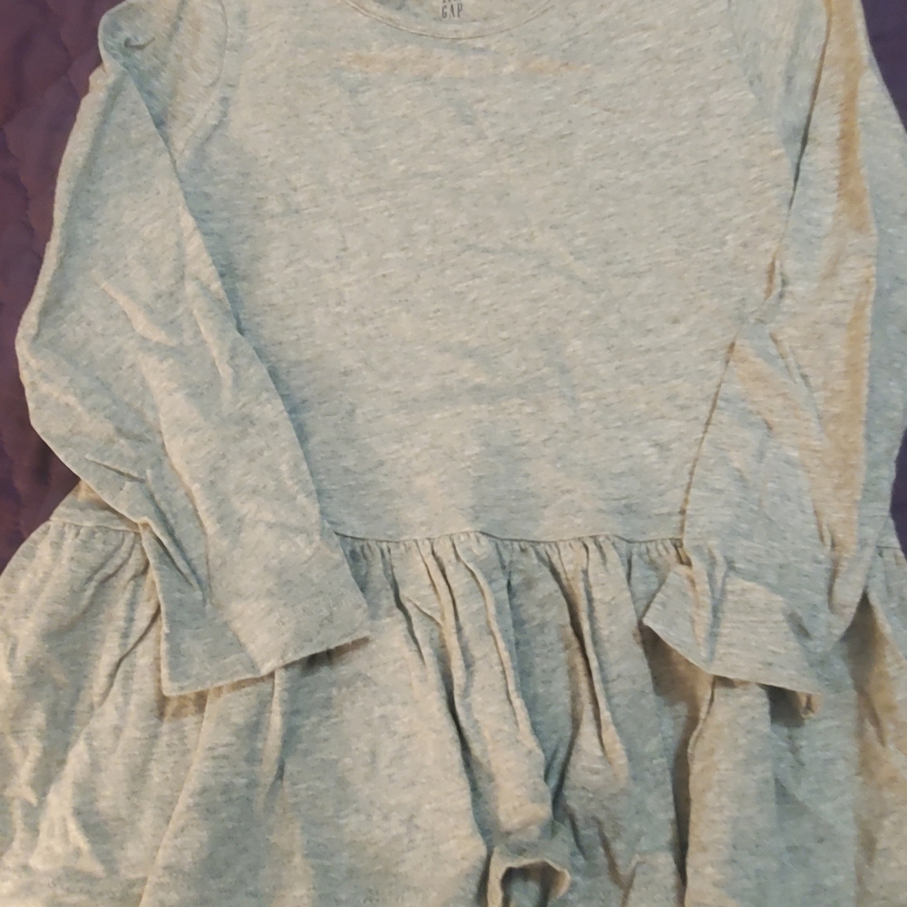 Gap Kids Gray Long Sleeve Shirt With Ruffle Bottom